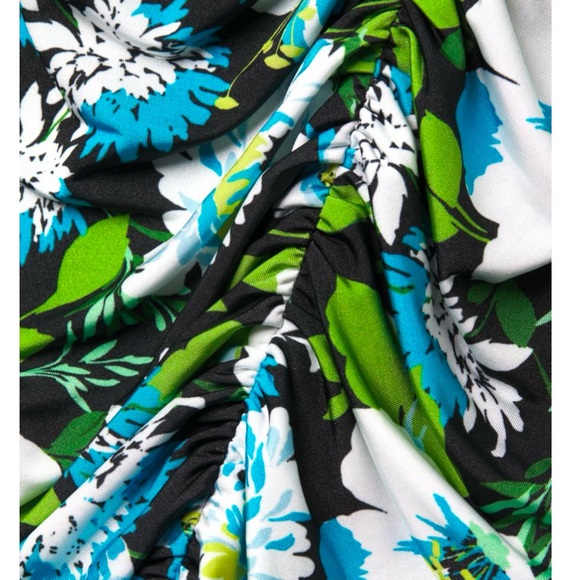 BLACK HALO
Bristol Sheath Dress - Picture 3 of 6